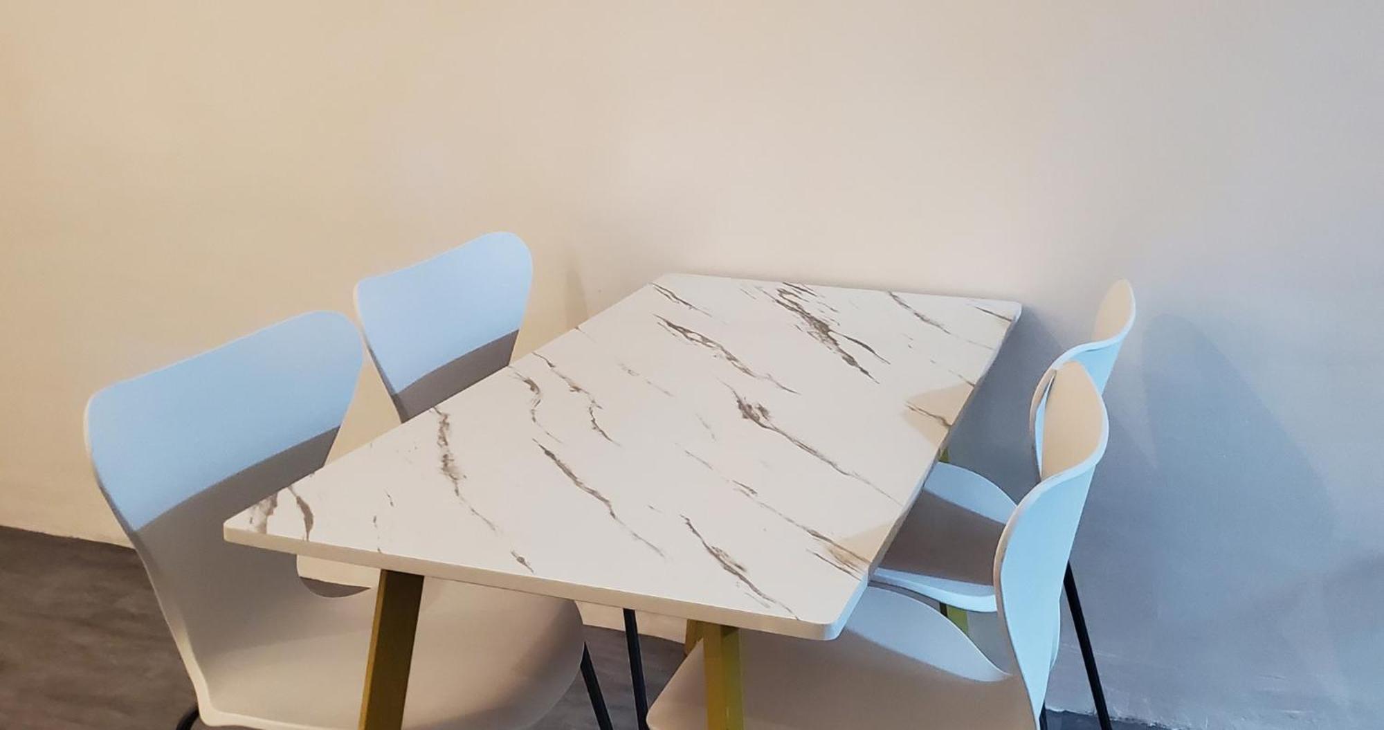 Aston Stay And Villas Mabalacat Esterno foto